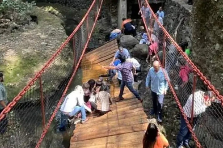 Φωτογραφία στο Anatolh.com
