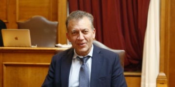 Ο Γ. Βρούτσης παρουσίασε το χρονοδιάγραμμα εφαρμογής του νόμου για την αντιμετώπιση της βίας