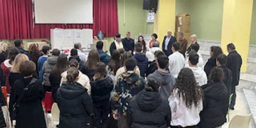 Κοπή πίτας από τον Σύλλογο Γονέων και Κηδεμόνων του 2ου Γυμνασίου Αγίου Νικολάου