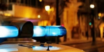 Θεσσαλονίκη: Τρόμος για υπάλληλο καταστήματος ψιλικών – Τον λήστεψαν με την απειλή μαχαιριού