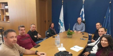Το Δ.Σ. του Συλλόγου  Δρομέων Υγείας Ιεράπετρας δέχθηκε στο Δημαρχείο ο Δήμαρχος 