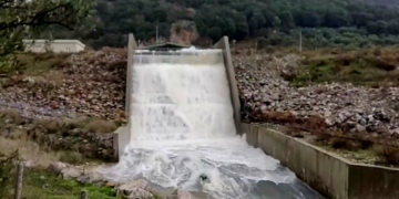 Επιτέλους αρκετό νερό από το Οροπέδιο στο Φράγμα (βίντεο)