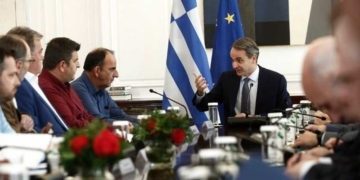 Ο πρωθυπουργός ανακοίνωσε φθηνότερο ρεύμα για όλους τους αγρότες για 2+8 χρόνια και προκαταβολή του ΕΦΚ 40 εκατ. ευρώ στα τέλη Μαρτίου