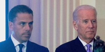 ΗΠΑ: Δίωξη σε πρώην πληροφοριοδότη του FBI που κατασκεύασε κατηγορίες για διαφθορά του Μπάιντεν και του γιου του