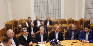 Στ. Αρναουτάκης: «για την Περιφέρεια Κρήτης ο βόρειος οδικός άξονας εκτείνεται από την Κίσσαμο έως τη Σητεία» 
