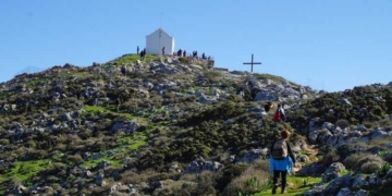 Πεζοπορία στο οροπέδιο του Στρούμπουλα