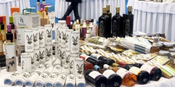 H προώθηση κρητικών προϊόντων στα ξενοδοχεία και τα σούπερ μάρκετ-Μικρή παρουσία Λασιθιωτών παραγωγών
