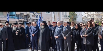 Κατάθεση στεφάνων στην Ιεράπετρα και εκφώνηση του πανηγυρικού της ημέρας για την Εθνική επέτειο της 25ης Μαρτίου (βίντεο)