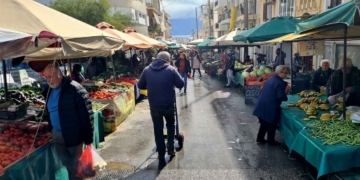 Η παλιά και η νέα λαϊκή αγορά του Αγίου Νικολάου