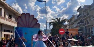 Με πολύ κέφι, μουσική, χορό και διασκέδαση πραγματοποιήθηκε το Σητειακό Καρναβάλι