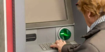 Έτσι “έχασε” 3.000 ευρώ μια 63χρονη στο Ρέθυμνο