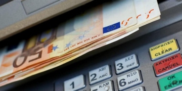 Πρόωρη σύνταξη για 40.000 δημοσίους υπαλλήλους