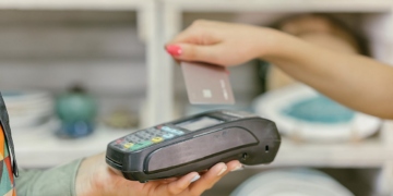 Παράταση 1+1 μήνα για τα POS