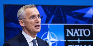 Στόλτενμπεργκ: Οι χώρες του NATO δεν στέλνουν «αρκετά» πυρομαχικά στο Κίεβο