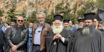 Ηχηρό μήνυμα Λασιθιωτών στο Συλλαλητήριο για την Υγεία