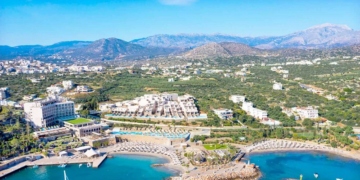 Wyndham Mirabello Bay: «Το πιο όμορφο πάρκο νερού στην Κρήτη»