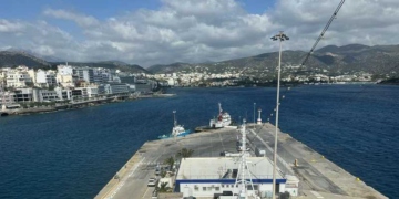 Με το κρουαζιερόπλοιο «Silver Spirit» εγκαινιάστηκε η περίοδος κρουαζιέρας στο λιμάνι Αγίου Νικολάου (βίντεο)