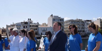 Μ. Μενεγάκης: “Η διέλευση της Φλόγας από τον Άγιο Νικόλαο αποτελεί ιδιαίτερη χαρά, αλλά και τιμή για το δήμο μας”