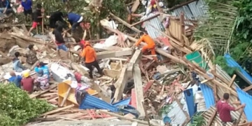 Ινδονησία: Τουλάχιστον 19 νεκροί και 2 αγνοούμενοι σε κατολίσθηση