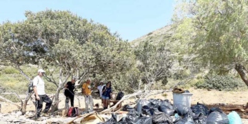 Εθελοντικός καθαρισμός χερσονήσου Σπιναλόγκας (βίντεο)