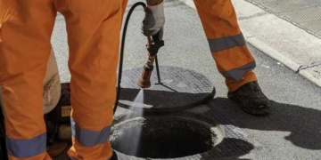 Εργασίες απεντόμωσης εντός της πόλης από την Υπηρεσία Καθαριότητας Δήμου Σητείας
