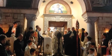 “Χριστός Ανέστη” στην Ενορία Αγίας Τριάδας και στην Ελούντα (βίντεο)