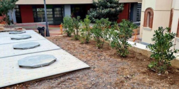 Αναζητείται μέρος για να μεταφερθούν οι μαζεμένοι κάδοι καθαριότητας πίσω από την Αγία Τριάδα