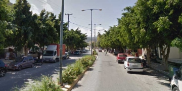 Διακοπή κυκλοφορίας οχημάτων στην οδό Καραμανλή