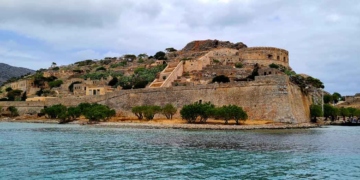 Ο περίπλους της Σπιναλόγκας (βίντεο)
