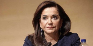 Ντ. Μπακογιάννη: «Η Ελλάδα έχει πληρώσει πάρα πολύ ακριβά τη λογική του “λεφτά υπάρχουν”»