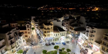 Αλλαγή φωτιστικών στην πλατεία και στη λίμνη