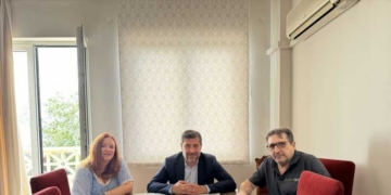 Συνάντηση Αντιπεριφερειάρχη Λασιθίου με αντιπροσωπεία του Πολυδύναμου Κέντρου Περιφέρειας Κρήτης του ΚΕΘΕΑ ΑΡΙΑΔΝΗ με έδρα τον Άγιο Νικόλαο