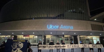 Final Four: Νέα πρόκληση των οπαδών της Φενέρ – Σήκωσαν πανό για την Κωνσταντινούπολη και τον Μωάμεθ Β’