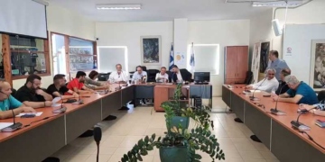 Συνάντηση για την αντιμετώπιση της λειψυδρίας, τη διαχείριση του υδάτινου στοιχείου, το μέλλον των ΤΟΕΒ