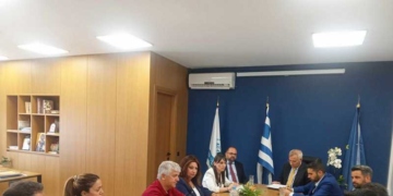 Σύσκεψη σε Ιεράπετρα και Μακρύ Γιαλό υπό την Υφυπουργό Εσωτερικών Βιβή Χαράλαμπογιάννη
