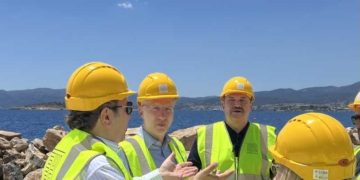 Ξεκινά η χρηματοδότηση για νέα σχολεία – Συνάντηση Υπουργού Επικρατείας με το Δήμαρχο Αγίου Νικολάου
