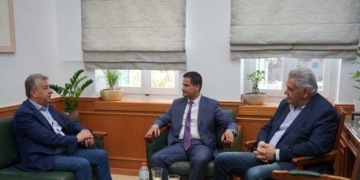 Συνάντηση Περιφερειάρχη Κρήτης Σταύρου Αρναουτάκη με τον υποψήφιο ευρωβουλευτή Σπύρο Καρανικόλα