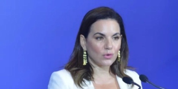 Κεφαλογιάννη: Το υπ. Τουρισμού εργάζεται συστηματικά για την περαιτέρω ανάπτυξη του οινοτουρισμού στην Ελλάδα