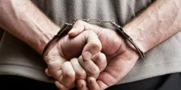 Κρήτη: Άρπαξε χιλιάδες ευρώ από σούπερ μάρκετ
