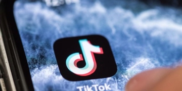 ΗΠΑ: Παρά τις πιέσεις, η μητρική εταιρεία του TikTok δεν σκοπεύει να πουλήσει την εφαρμογή