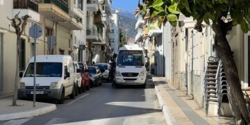 Εξετάζεται η ενδοδημοτική συγκοινωνία με το Ε. Μεραμπέλλο – Σκέψεις για εισιτήριο στο αστικό λεωφορείο