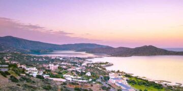 Η Meliá Hotels International επεκτείνει το χαρτοφυλάκιό της στην Ελούντα