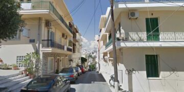 Αφαίρεση δεκάδων θέσεων στάθμευσης από τους δρόμους που εντάσσονται στο Δακτύλιο – Το προαύλιο του 1ου Γυμνασίου θα χρησιμοποιηθεί ως πάρκινγκ