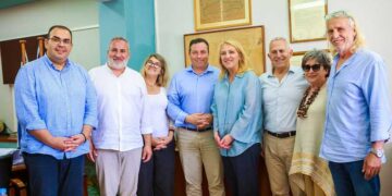 Περιοδεία των βουλευτών του ΣΥΡΙΖΑ-Π.Σ. Βαγγέλη Αποστολάκη και Ρένας Δούρου σε Ιεράπετρα και Άγιο Νικόλαο