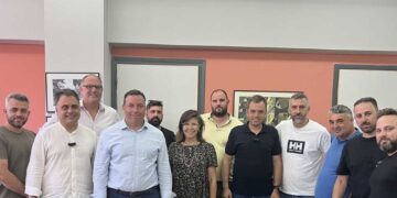 Σε πνεύμα συνεργασίας η συνάντηση των εκπροσώπων της εστίασης με το Δήμαρχο Αγίου Νικολάου