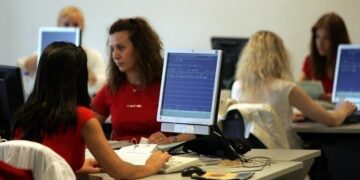 ΓΣΕΒΕΕ: Αναγκαία η παράταση στην εφαρμογή της ψηφιακής κάρτας εργασίας, έως το τέλος του έτους, λόγω δυσκολιών