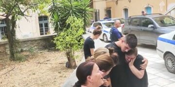 Καλύβες: Ελεύθεροι με περιοριστικούς όρους οι δύο συλληφθέντες