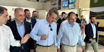 Τον Πρωθυπουργό υποδέχθηκε στο Ηράκλειο ο Γ. Πλακιωτάκης