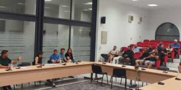 Σύσκεψη για το θέμα της ίωσης καστανής ρυτίδωσης σε καλλιέργειες τομάτας και πιπεριάς