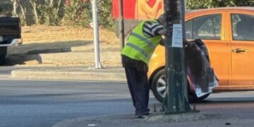 Μαζικές καθαιρέσεις πανό και αφισών – επιχείρηση κατά της αφισορύπανσης από τον Δήμο Ηρακλείου